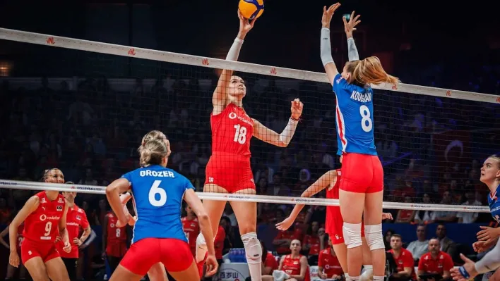 A Milli Kadın Voleybol Takımı, Çekya'ya mağlup oldu