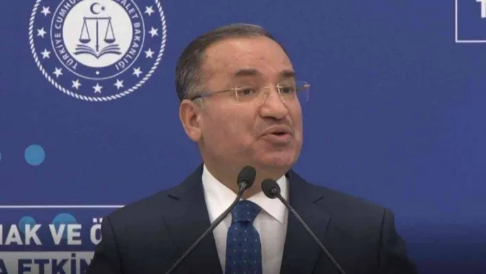 Adalet Bakanı Bozdağ: 'Bugün Doğu Akdeniz adeta büyük bir göçmen mezarlığına dönmüş durumdadır'