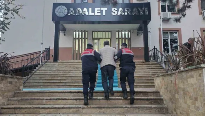 Adam öldürme suçundan yakalama kararı bulunan şahıs JASAT'tan kaçamadı