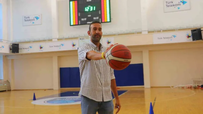 Adnan Önder Külçebaş: 'Sağlıklı kaldığımız sürece takımımız yarışmacı olacaktır'