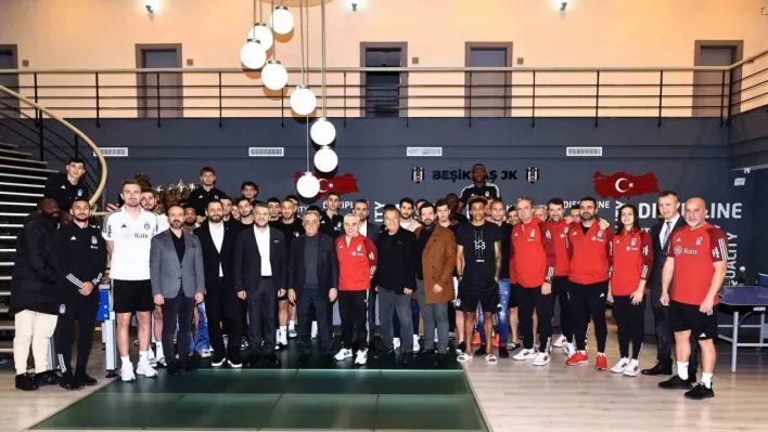 Ahmet Nur Çebi, Futbol A Takımı ve Tekerlekli Sandalye Basketbol Takımı'na veda etti