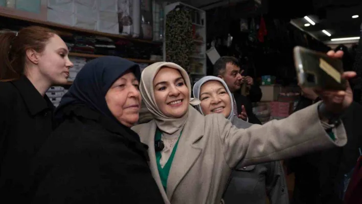 Aile ve Sosyal Hizmetler Bakanı Göktaş'a 'anne' desteği