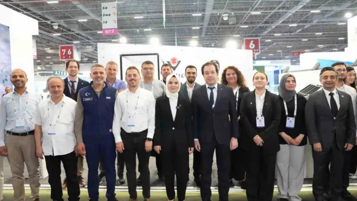 Aile ve Sosyal Hizmetler Bakanı Mahinur Özdemir Göktaş, IDEF 2025'i ziyaret etti