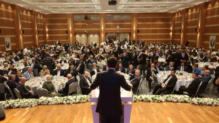 AK Parti'den İstanbul'un 39 ilçesinde bin 700 program