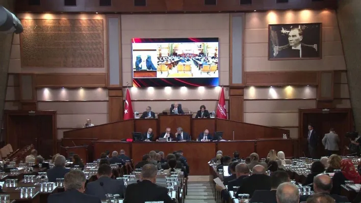 AK Parti'li Ömer Çetinkaya'dan İBB'ye 'Ahmet İsvan Halk Ekmek Fabrikası' tepkisi