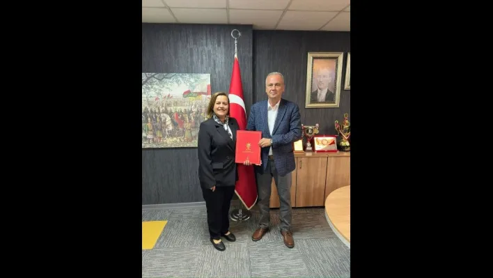 AK Parti Silivri Kadın Kolları'nda Görev Değişimi: Başkanlığa Fatma Karakoç Meto Atandı