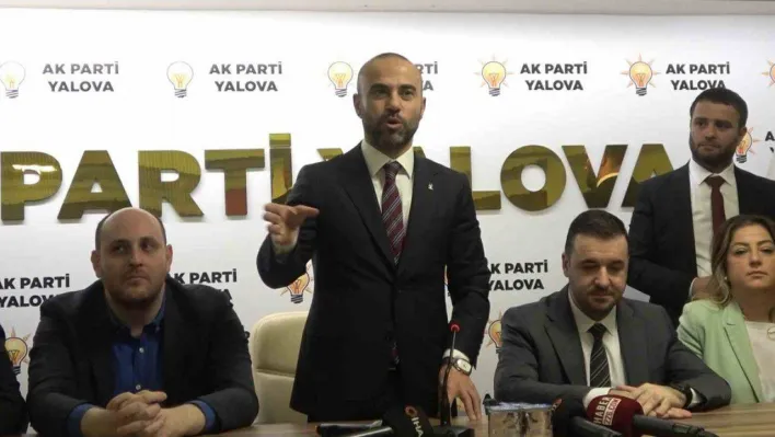 AK Parti Yalova İl Başkanlığında devir teslim töreni