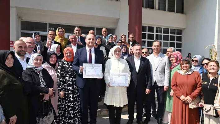 AK Parti Yalova milletvekilleri mazbatalarını aldı