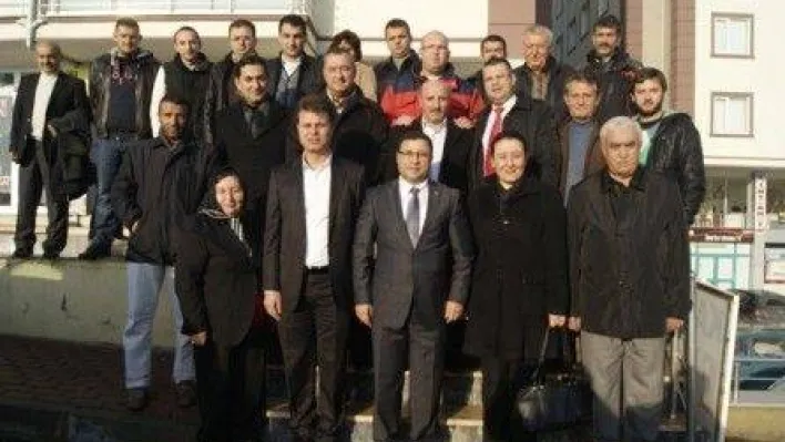 Ak Parti'de durmak yok