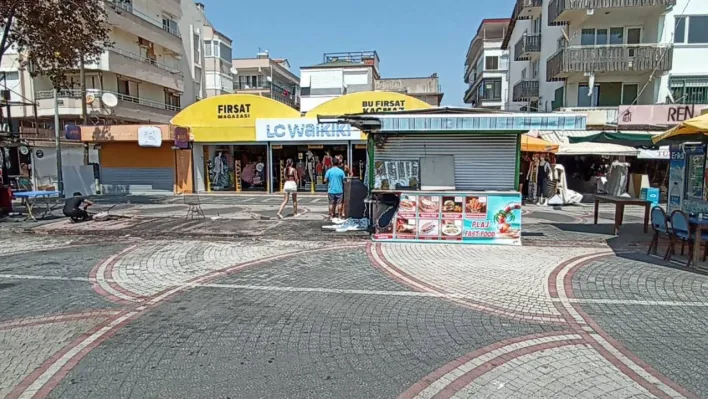 Akçay'da 3 iş yeri yangınında kundaklama iddiası