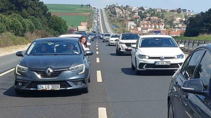 Akın akın geliyorlar: Trakya yollarında tatil yoğunluğu