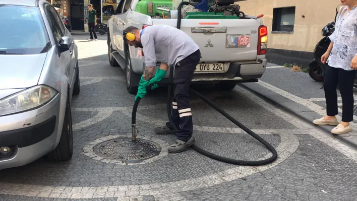 Alibey Mahallesi'nde İBB'nin Soğuk Sisleme Çalışmaları Devam Ediyor