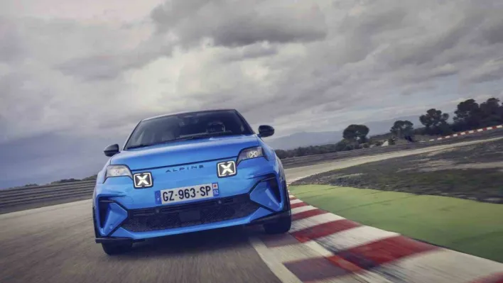 Alpine A290 Türkiye'de satışa sunuldu