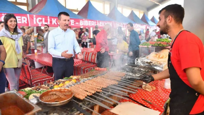 Altındağ Belediyesi'nden depremzede esnafa destek