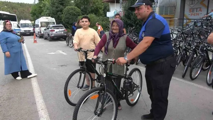 Altınova Belediyesi'nden her haneye bir bisiklet