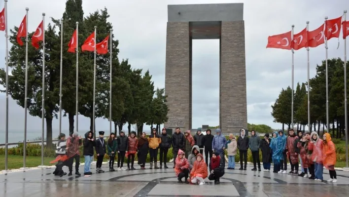 Altınovalı öğrenciler Çanakkale'de