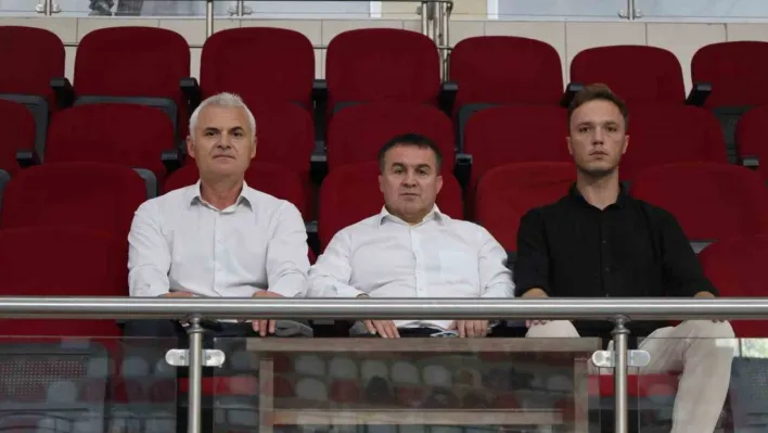 Anadolu Yıldızlar Ligi Badminton turnuvası başladı