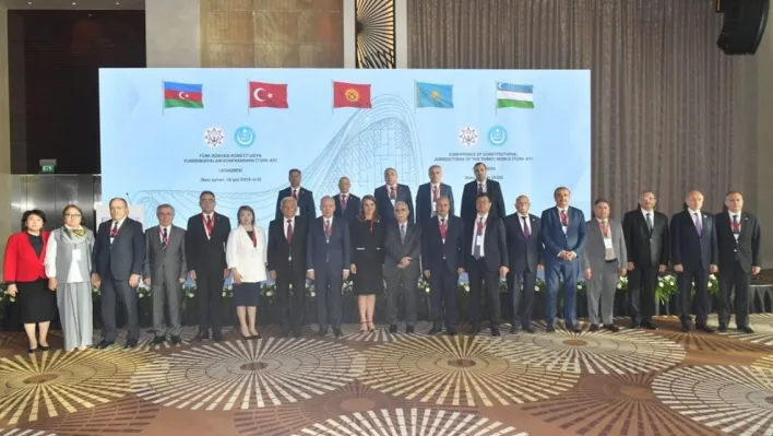 Anayasa Mahkemesi Başkanı Özkaya, TÜRK-AY 1. Kongresi'ne katıldı