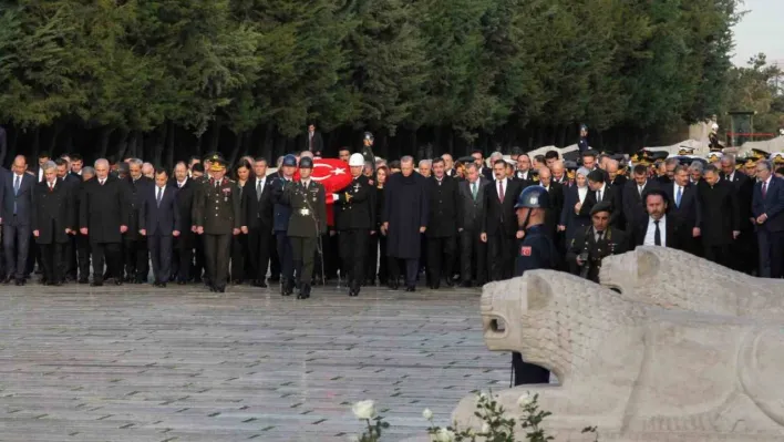 Anıtkabir'de 10 Kasım töreni