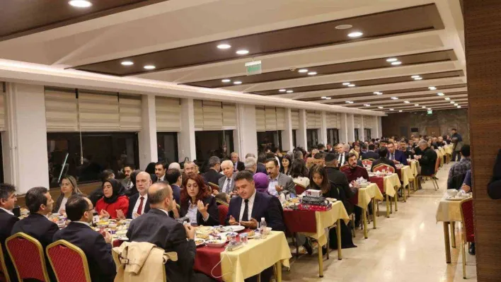 Ankara Adliyesi personelleri depremzede ailelerle iftarda bir araya geldi