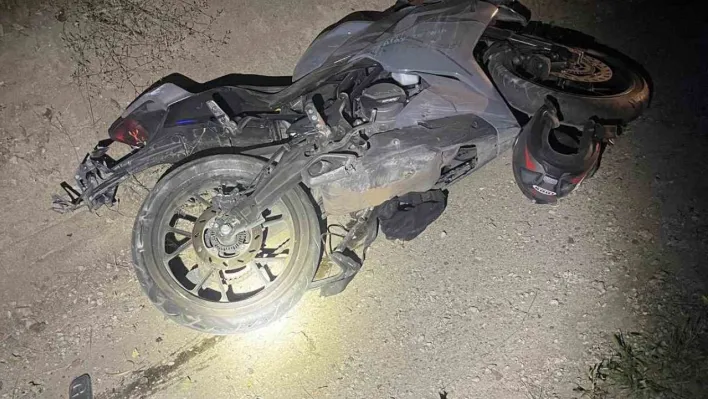 Ankara'da çekici ile çarpışan motosiklet sürücüsü öldü, yolcu ağır yaralı