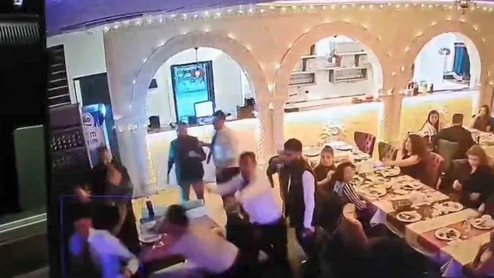 Ankara'da eğlence mekanına silahlı saldırının görüntüleri güvenlik kamerasına yansıdı