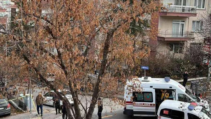 Ankara'da eski eşini ağır yaralayarak başında bekleyen şahısın yeni görüntüleri ortaya çıktı