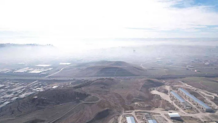 Ankara'da etkili olan sis havadan görüntülendi