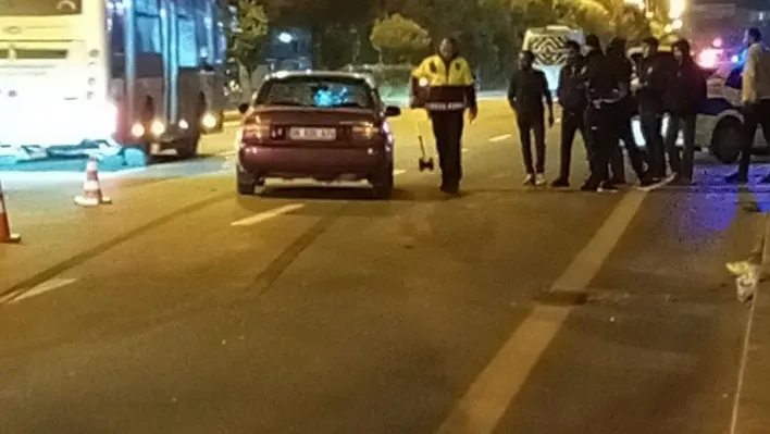 Ankara'da karşıdan karşıya geçerken aracın çarptığı yaya yaralandı