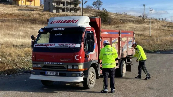 Ankara'da kış lastiği uygulaması kapsamında denetimler başladı