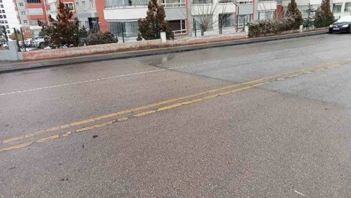 Ankara'da servis aracıyla otomobil çarpıştı: 7 yaralı