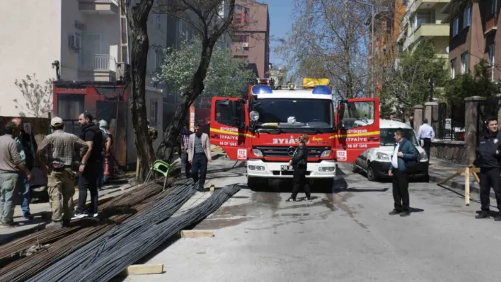 Ankara'da YSK yakınında korkutan yangın