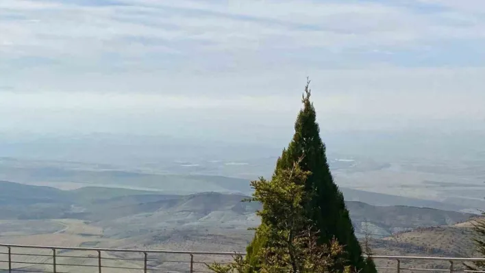 Ankara'nın simge noktası Duatepe'te sis görsel şölen oluşturdu