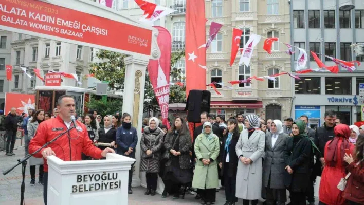 Anneler Günü'ne özel 'Galata Kadın Emeği Çarşısı' açıldı