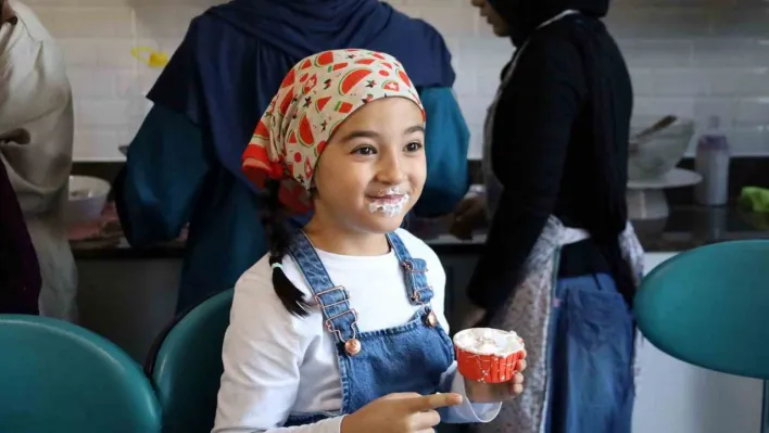 Ara tatilin en renkli programı: Anne ve çocuklar SAMEK'te birlikte üretti