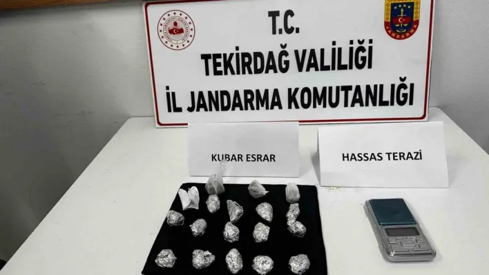 Aranma kaydı bulunan şahsın evinde uyuşturucu madde ele geçirildi