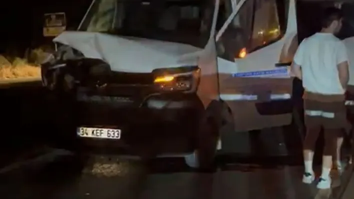 Arnavutköy'de başıboş manda zincirleme kazaya neden oldu: Manda telef oldu 3 kişi yaralandı