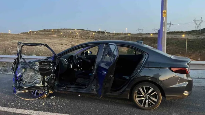 Arnavutköy'de emniyet şeridinde inen sürücüye minibüs çarptı: 1 ölü