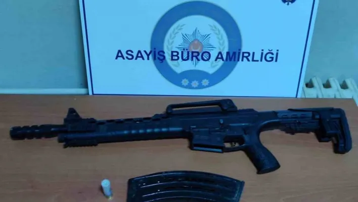 Asker konvoyunda havaya ateş açan şüpheli yakalandı