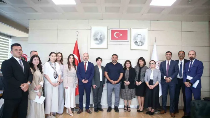 Asya Kalkınma Bankası heyetinden Gençlik ve Spor Bakanlığı'na ziyaret