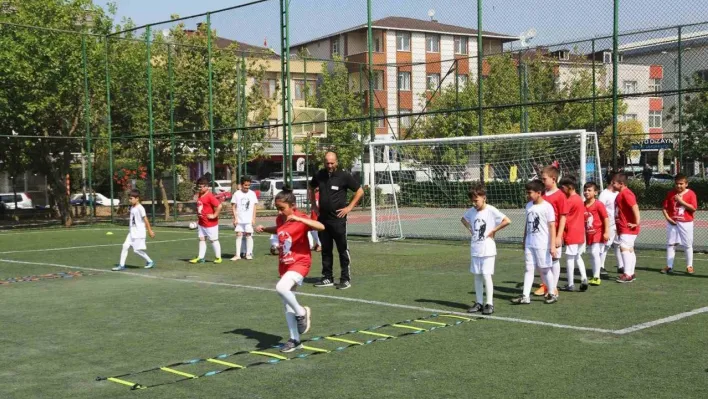 Ataşehir Belediyesi yaz spor eğitimleri başladı