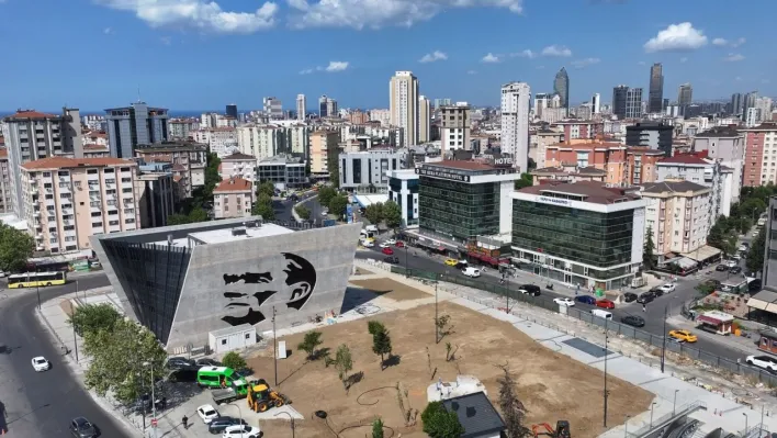Ataşehir'e 12 bin metrekarelik yeni meydan kazandırılıyor