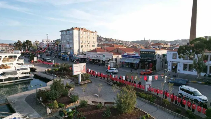 Atatürk Ayvalık'ta özlemle anıldı