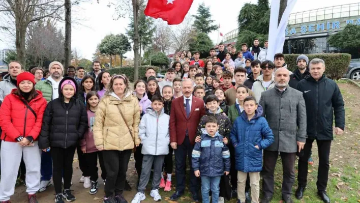 Atatürk Kır Koşusu'nda ödüller Başkan Atila Aydıner'den