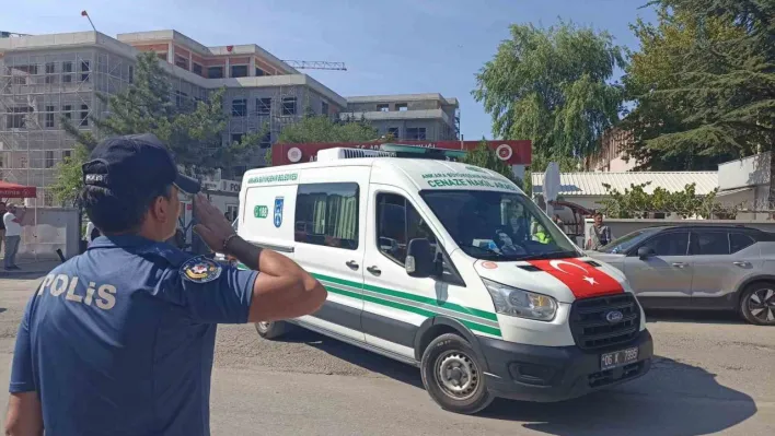 Ateşin ortasında kahramanca mücadele ettiler, şimdi sonsuzluğa uğurlanıyorlar