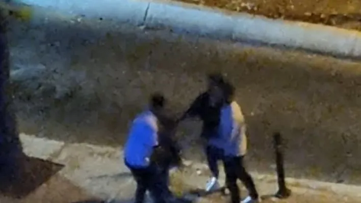 Avcılar'da genç kız sevgilisi tarafından darbedildi