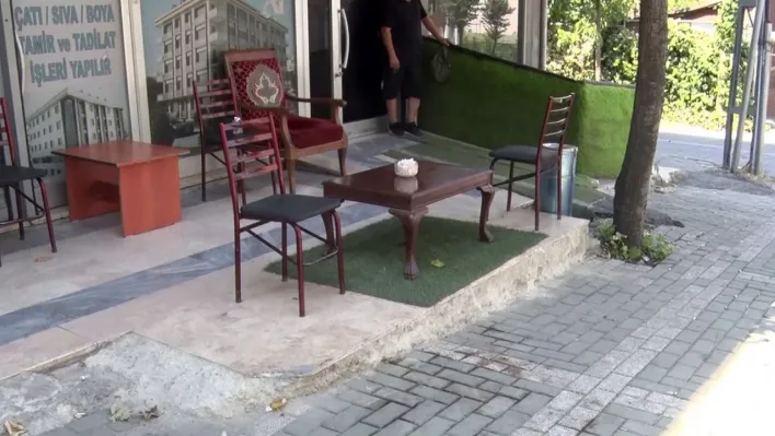 Avcılar'da kıraathanede oturan şahsa silahlı saldırı