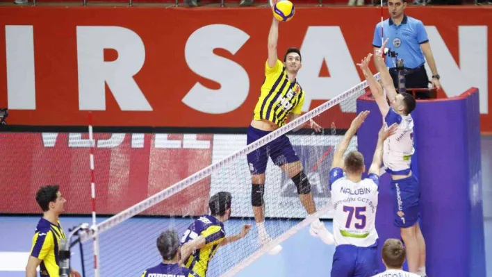 AXA Sigorta Kupa Voley: Fenerbahçe HDI Sigorta: 3 - Hekimoğlu: 1