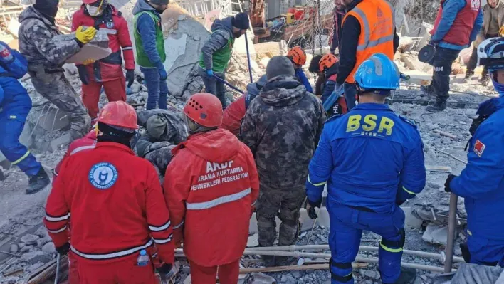 Aydın'dan 166 gönüllü deprem bölgesinde