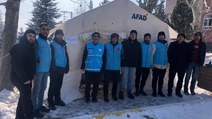 Aydın İl Müftülüğü deprem bölgesinde mescid çadırı inşa ederek ibadet imkanı sağladı